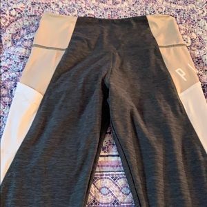 PINK leggings with pockets!